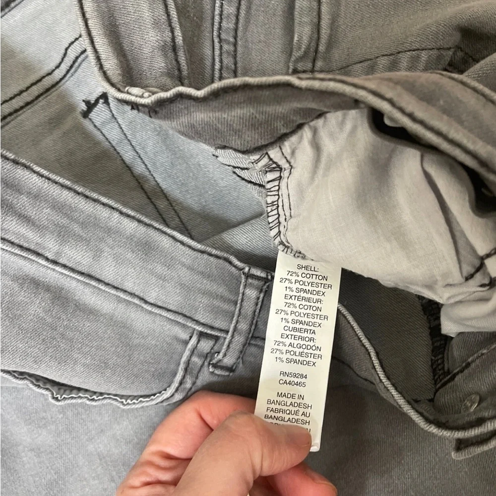 The Children’s Place Gray Bermuda Jean Shorts Girls Size 16